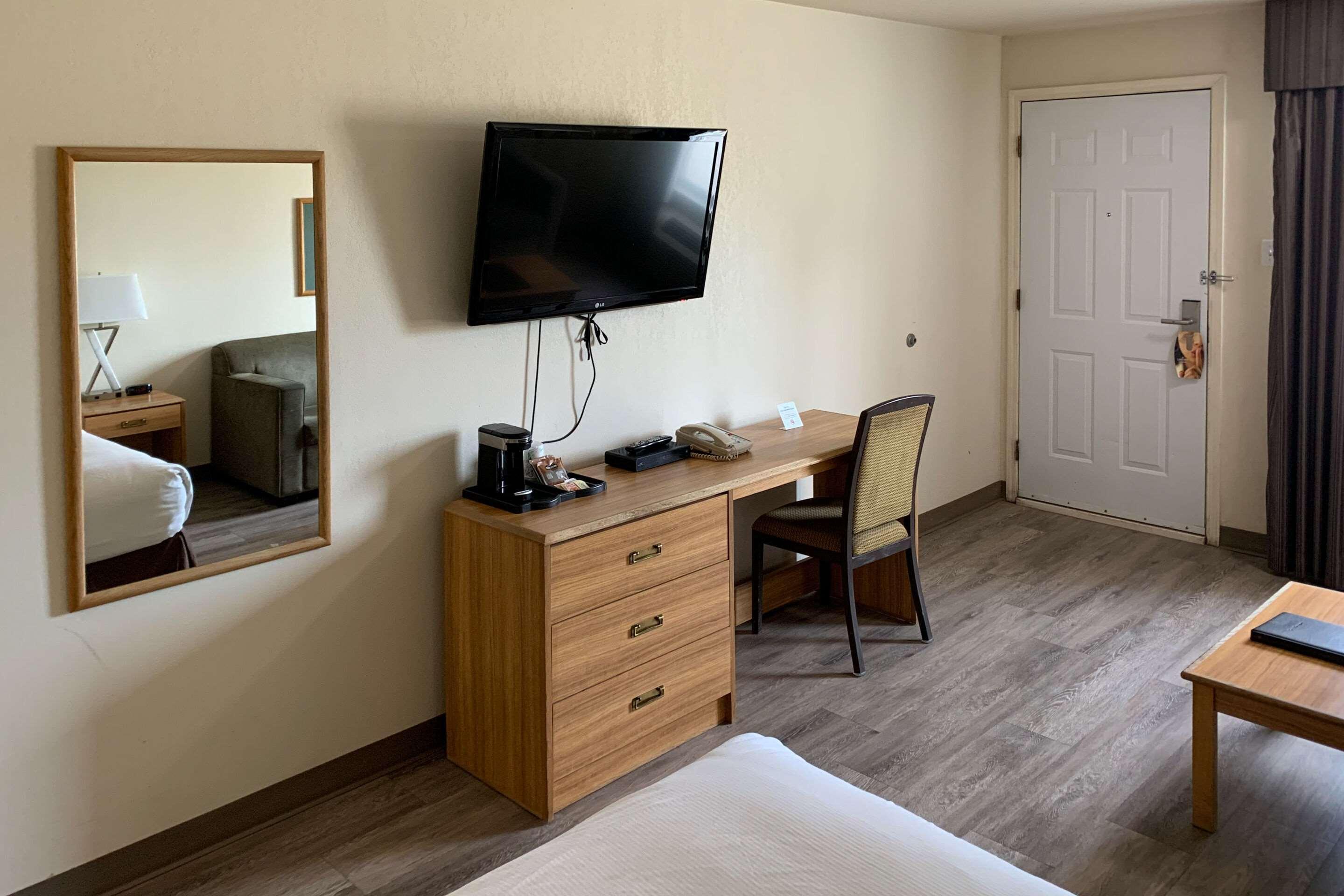 Super 8 By Wyndham Greensburg Exterior photo